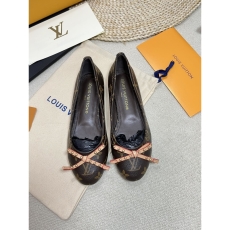 LV flat shoes